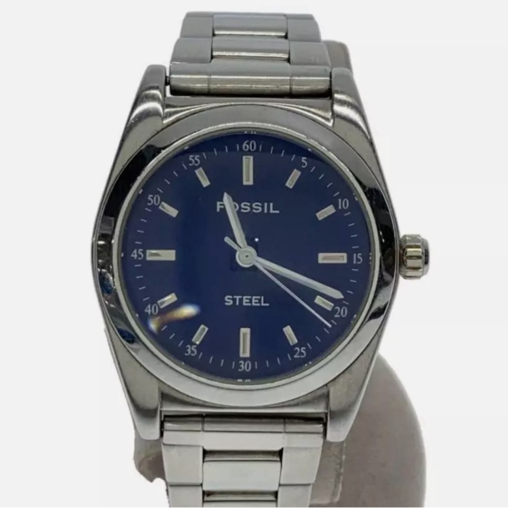 FOSSIL Quartz Stainless Steel Watch with brand new battery!